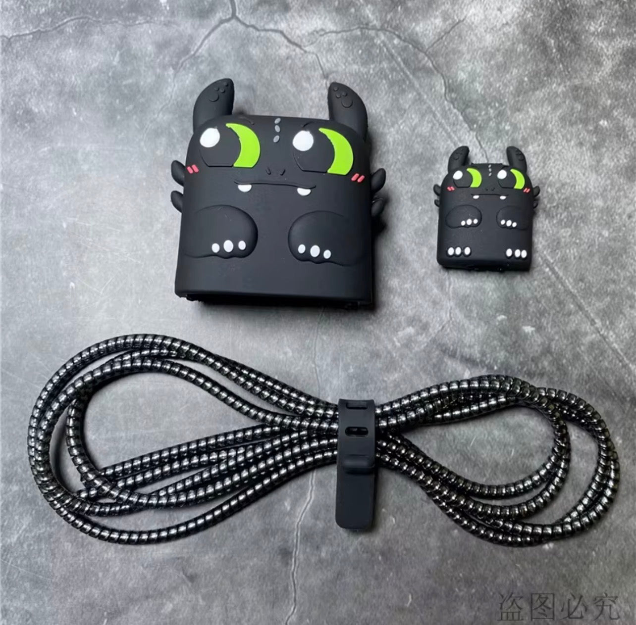 Protectores de Cable y Cargador USB de Silicona | Diseños Personajes y Marcas