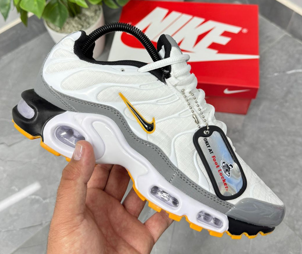 NK AIR MAX TN BORDE AMARILLO