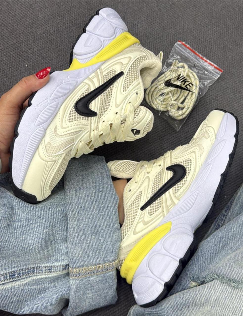 NK AIR MAX BEIGE CHULO NEGRO