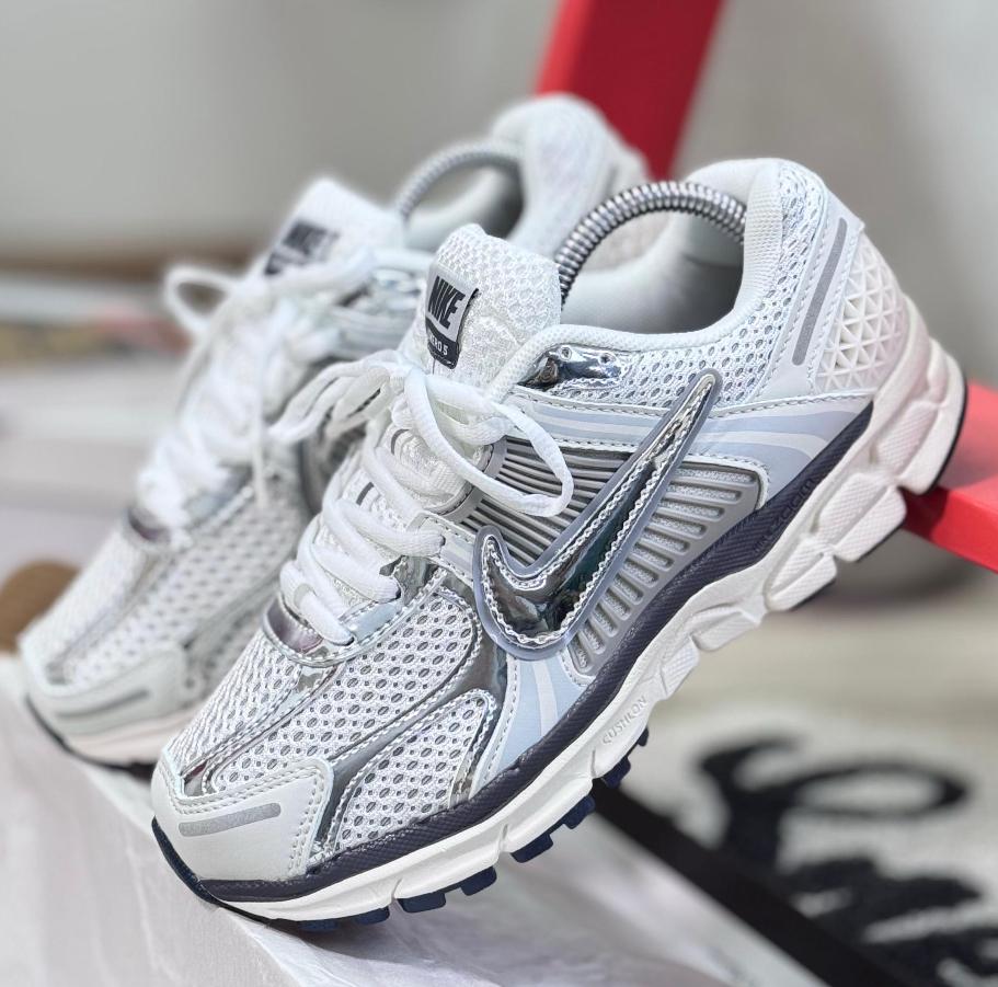 NK AIR MAX VOMERO 5