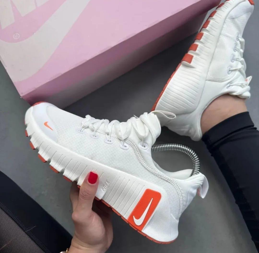 NK METCON BLANCA-NARANJA