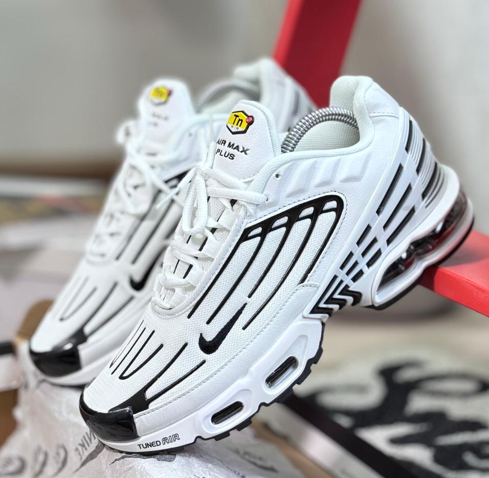 NK AIR MAX TN PLUS